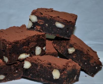 macadamia brownie