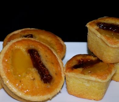 individual pear, fig & almond