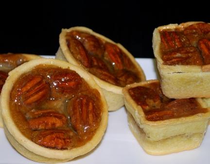 individual pecan pie